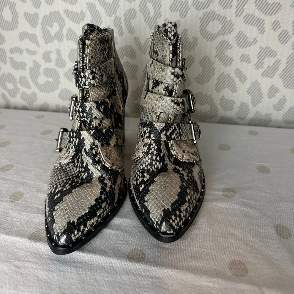 STEVE MADDEN HUMBLE TRIPLE BUCKLE SNAKESKIN PRINT STUDDED HEELED BOOTIE BOOTS 7 - Picture 2 of 9